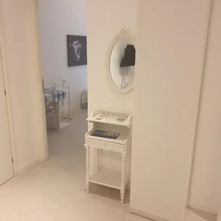 Apartment Casablanca 4 *