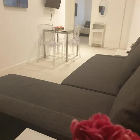 Casablanca 4 * Milan